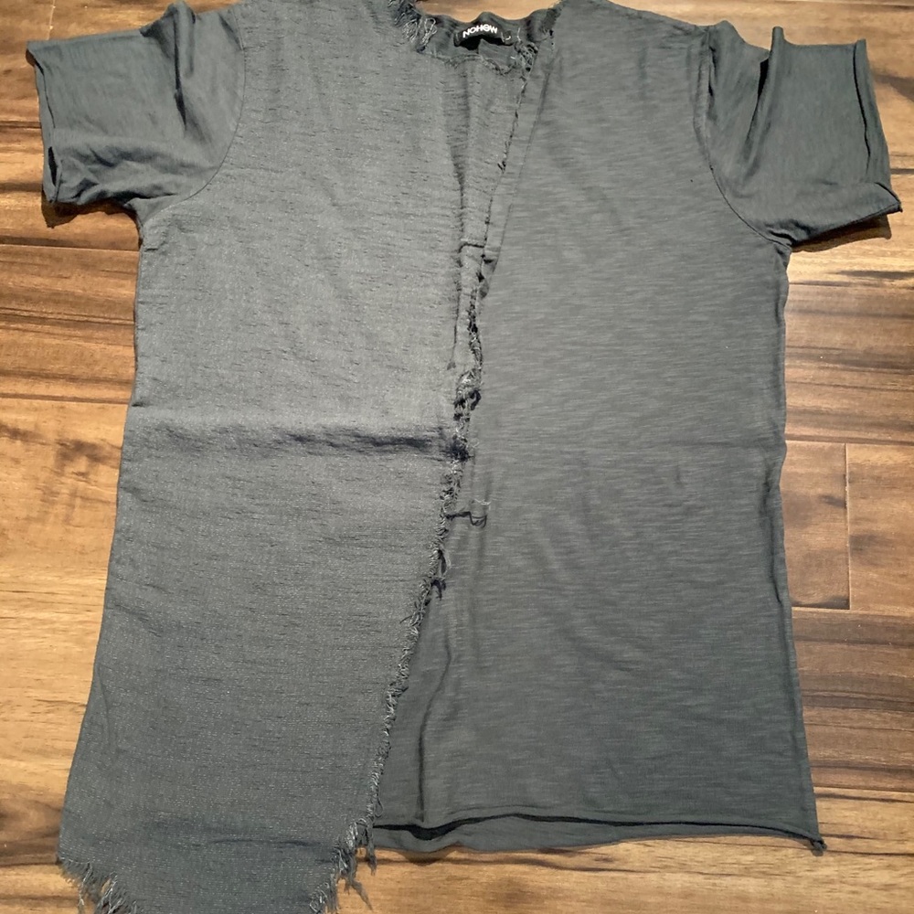 Nohow T-shirt size L